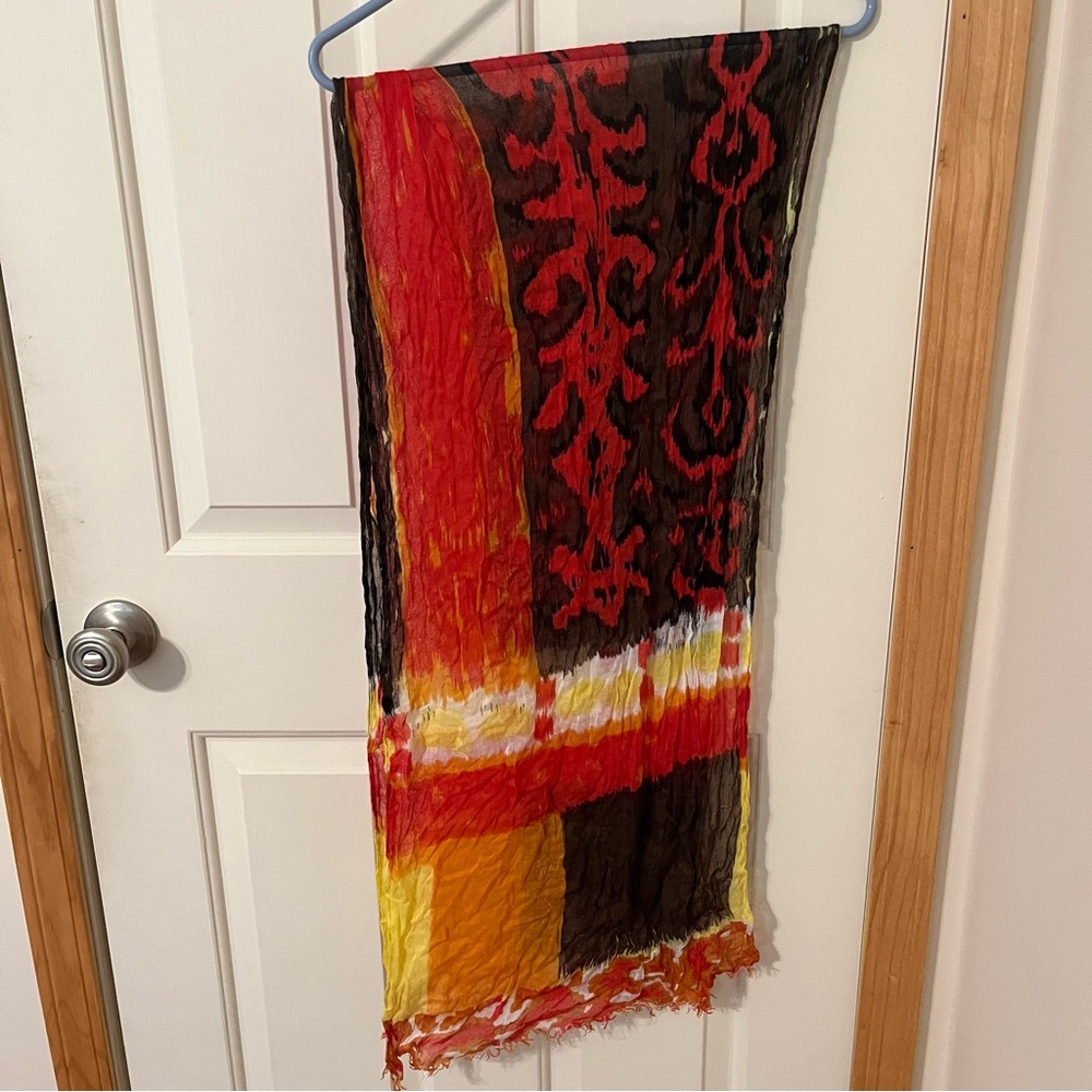 Multicolor Patterned Scarf